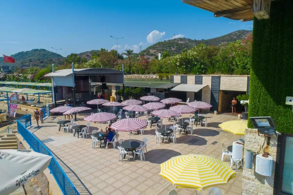 هتل بیچ کلاب دوگانای